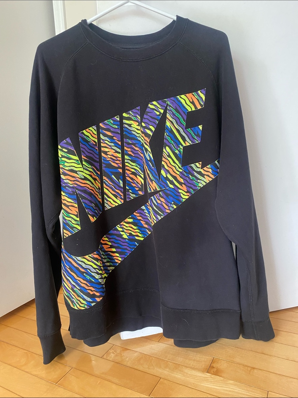 NIKE VTG Black Crewneck Sweatshirt w Neon Zebra Swoosh Explode Logo Sze XX-Large